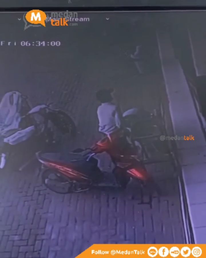 Aksi pencurian dompet didepan salah satu mini market didaerah Namorambe Deliserdang, milik