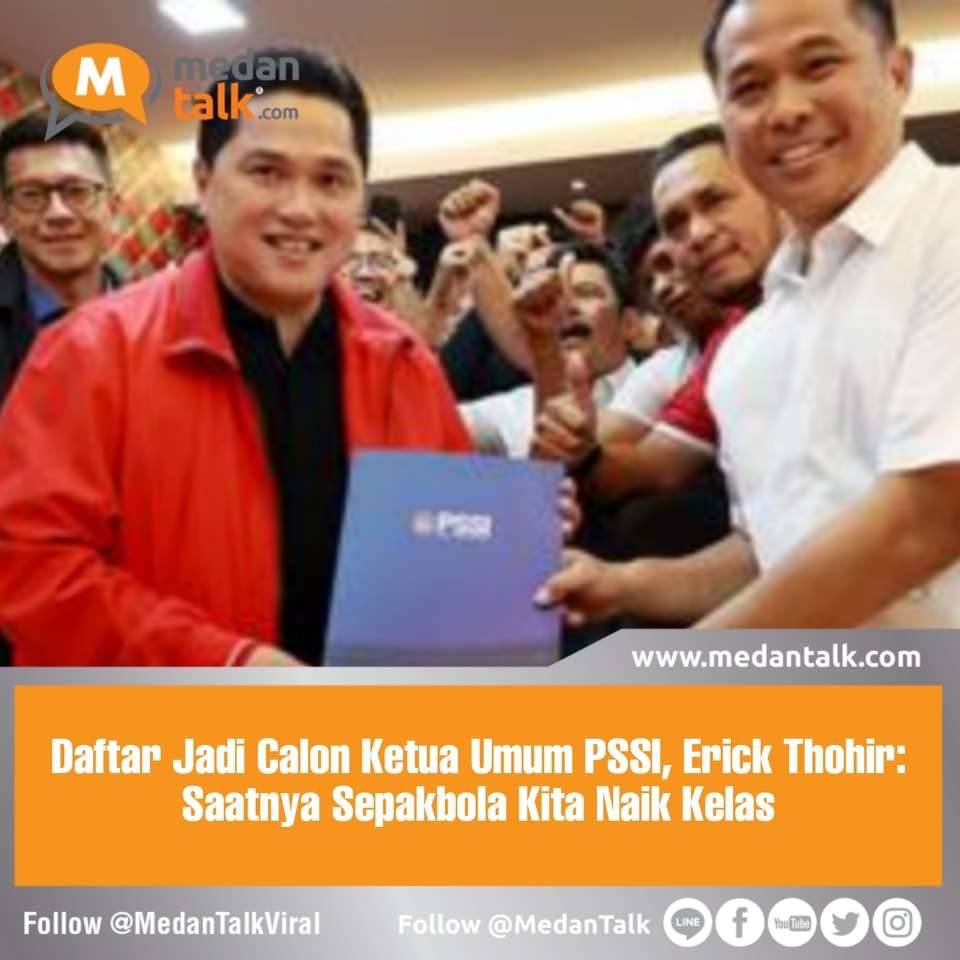 Daftar Jadi Calon Ketua Umum PSSI, Erick Thohir: Saatnya Sepakbola Kita Naik Kelas

Menteri BUMN Erick Thohir resmi mendaftarkan diri sebagai calon ketua umum PSSI periode 2023-2027. Keikutsertaan Erick Thohir tersebut membuat bursa calon ketua umum PSSI semakin panas.

Erick Thohir mendaftarkan diri ke Kantor PSSI di Gelora Bung Karno, Jakarta, pada Minggu (15/1) pagi. Dia mengatakan dirinya memastikan untuk maju sebagai calon Ketua Umum PSSI lantaran terpanggil dan punya nyali untuk membenahi karut-marutnya sepakbola Indonesia.

"Sebagai anak bangsa, saya terpanggil untuk mengubah keadaan, membuat yang bengkok menjadi lurus. Yang dibutuhkan PSSI untuk maju hari ini adalah nyali untuk menerobos keterbatasan dan berani menciptakan ekosistem yang mendukung pertumbuhan industri sepakbola nasional," kata Erick Thohir dikutip dari Antara, Minggu (15/1/2023).

Ia mengatakan Indonesia butuh nyali untuk bisa bersaing dengan negara lain, untuk bertarung dan menang di gelanggang internasional.

Dia mengatakan banyak potensi kemajuan yang belum muncul jadi kekuatan karena disinyalir banyak tangan-tangan kotor mempengaruhi kepengurusan PSSI. Untuk itu, pemimpin PSSI nanti harus punya nyali membersihkan unsur-unsur negatif itu.

“Hari ini, untuk maju, PSSI hanya butuh satu hal yaitu nyali," ujar Erick Thohir.

Menurut dia, masalah sepakbola Indonesia dari dulu tak pernah berubah, pembinaan usia muda yang tak berjalan dengan baik, pengelolaan kompetisi liga yang semrawut, integritas dan fair play dalam kompetisi, serta industri sepakbola yang tidak profesional.

"Mencari 11 orang dari 270 juta rakyat Indonesia untuk membentuk tim nasional yang kompetitif tidak sulit jika semua hal itu kita benahi dengan benar. Tim nasional sebuah negara hanya sekuat kompetisi liganya. Liga yang kuat akan menghasilkan tim nasional yang kuat. Liga lemah, tim nasional lemah. Sekarang sudah saatnya sepakbola kita naik kelas," kata Erick Thohir.

Sumber: m.liputan6.com/bisnis/read/5180351/resmi-erick-thohir-daftar-jadi-calon-ketua-umum-pssi
