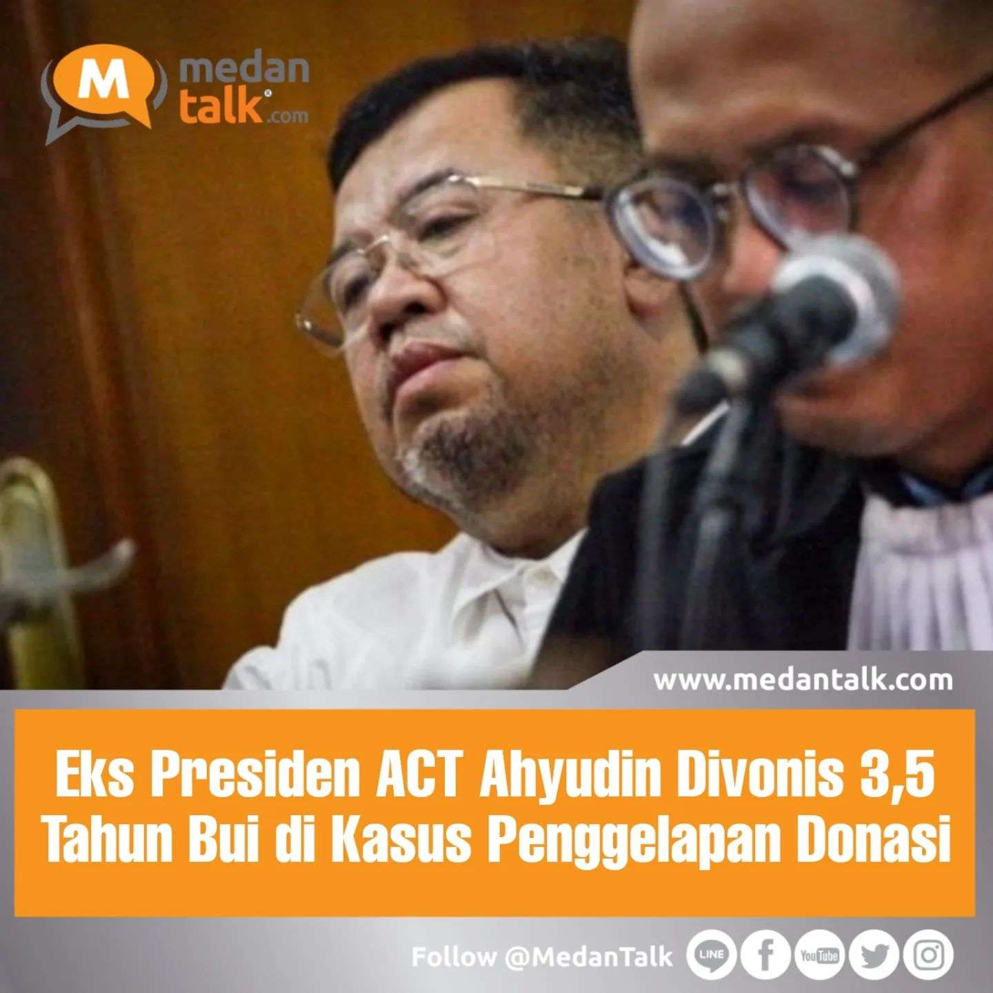 Eks Presiden ACT Ahyudin Divonis 3,5 Tahun Bui di Kasus Penggelapan Donasi

Mantan Presiden Aksi Cepat Tanggap (ACT) Ahyudin divonis bersalah. Ahyudin dinyatakan terbukti melakukan penggelapan terkait dana donasi dari Boeing untuk keluarga atau ahli waris korban kecelakaan Lion Air 610.

"Mengadili, menyatakan terdakwa Ahyudin terbukti secara sah dan meyakinkan bersalah melakukan tindak pidana serta melakukan, menyuruh melakukan dan turut serta melakukan perbuatan penggelapan dalam jabatan," kata hakim di Pengadilan Negeri Jaksel, Jalan Ampera Raya, Selasa (24/1/2023).

"Menjatuhkan pidana terhadap terdakwa Ahyudin 3 tahun 6 bulan penjara," imbuhnya.

Ahyudin dinyatakan bersalah melanggar Pasal 374 KUHP juncto pasal 55 ayat 1 ke-1 KUHP. Hakim menyatakan tak ada alasan pembenar dan pemaaf bagi Ahyudin.

Ahyudin Dituntut 4 Tahun

Ahyudin dituntut 4 tahun penjara. Jaksa penuntut umum (JPU) meyakini Ahyudin bersalah melakukan penggelapan terkait dana Rp 117 miliar dari donasi Boeing untuk keluarga atau ahli waris korban kecelakaan Lion Air 610.

"Menuntut supaya majelis hakim yang memeriksa dan mengadili perkara ini memutuskan menyatakan terdakwa Ahyudin terbukti secara sah dan meyakinkan bersalah melakukan tindak pidana serta melakukan, menyuruh melakukan dan turut serta melakukan perbuatan penggelapan dalam jabatan," kata jaksa di Pengadilan Negeri Jakarta Selatan, Jalan Ampera Raya, Selasa (27/12/2022).

"Menjatuhkan pidana terhadap terdakwa Ahyudin dengan pidana selama 4 tahun penjara," imbuhnya.

Sumber : news.detik.com/berita/d-6531784/eks-presiden-act-ahyudin-divonis-35-tahun-bui-di-kasus-penggelapan-donasi