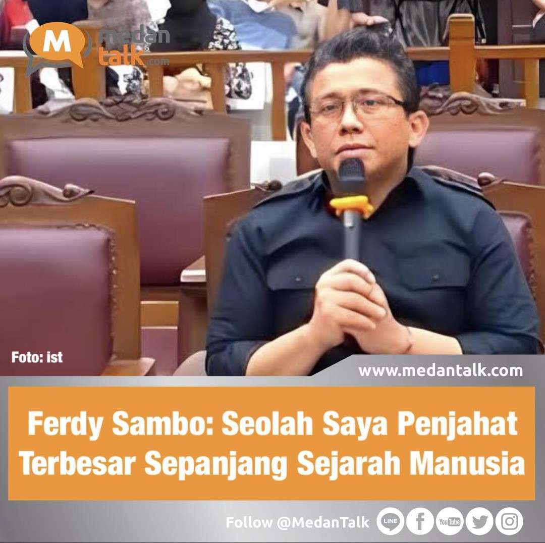 Ferdy Sambo: Seolah Saya Penjahat Terbesar Sepanjang Sejarah Manusia

Terdakwa pembunuhan berencana Yosua Hutabarat alias Brigadir J, yaitu Ferdy Sambo mengungkap rasa kecewanya atas tuduhan maupun aksi bully yang dilontarkan masyarakat terhadapnya. Ia merasa seolah-olah jadi penjahat terbesar sepanjang sejarah manusia.
Kekecewaan itu disampaikan Sambo saat membacakan nota pembelaan atau pleidoi di Pengadilan Negeri (PN) Jakarta Selatan, Selasa 24 Januari 2023.

"Sejak awal saya ditempatkan sebagai terperiksa dalam perkara ini, beragam tuduhan telah disebarluaskan di media dan masyarakat. Seolah saya adalah penjahat terbesar sepanjang sejarah manusia," ujar Sambo.

Menurut dia, sejak jadi tersangka dalam perkara ini dan mengakui kebohongan skenario palsu, beragam aksi bully tak mendasar menunjuk kepadanya dan keluarganya.
"Saya telah dituduh secara sadis melakukan penyiksaan terhadap almarhum Yosua sejak dari Magelang. Begitu juga tudingan sebagai bandar narkoba dan judi, melakukan perselingkuhan dan menikah siri dengan banyak perempuan," tutur Sambo.

Selain itu, ada tuduhan lainnya, bahwa dirinya punya bunker yang penuh dengan uang. Lalu, penempatan uang ratusan triliun dalam. "Rekening atas nama Yosua, yang kesemuanya adalah tidak benar dan telah sengaja disebarkan untuk menggiring opini yang menyeramkan terhadap diri saya," lanjut Sambo.

Maka itu, eks Kadiv Propam Mabes Polri itu menilai dengan beragam tuduhan yang menimpanya. Hal itu membuat dirinya dipandang layak dapat hukuman paling berat tanpa perlu mendengar dan mempertimbangkan penjelasan dari terdakwa.

Ferdy Sambo dituntut hukuman seumur hidup oleh jaksa penuntut umum (JPU) dalam kasus pembunuhan berencana Brigadir J. Dalam tuntutan tersebut, jaksa turut merunutkan alasan Sambo akhirnya dituntut seumur hidup.

Sumber: viva