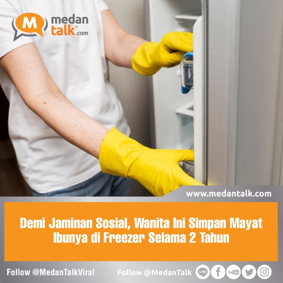 Demi Jaminan Sosial, Wanita Ini Simpan Mayat Ibunya di Freezer Selama 2 Tahun

Seorang wanita dituduh menyimpan mayat ibunya di lemari es selama hampir dua tahun saat tinggal di apartemen. Eva Bratcher, 69 tahun, muncul di pengadilan Chicago pada hari Kamis (2/2/2023) dengan tuduhan menyembunyikan kematian ibunya yang berusia 96 tahun dan memiliki kartu identitas palsu.

Tubuh Regina Michalski ditemukan minggu ini di sebuah freezer di garasi dekat apartemen yang mereka tinggali bersama, kata polisi.

Dilansir dari Sky News, penyelidik yakin dia meninggal pada Maret 2021.

Penyebab kematian Michalski tidak akan diketahui sampai tubuhnya dicairkan, kata para penyelidik. Hakim David Kelly telah menetapkan jaminan 20.000 dollar AS untuk Bratcher. Dia telah melewati hukuman untuk pemalsuan, dan penyelidik mengatakan mereka mencoba untuk menentukan apakah Bratcher mengumpulkan tunjangan Jaminan Sosial mendiang ibunya.

Putri Bratcher, yang tinggal di Kentucky, meminta polisi memeriksa rumahnya setelah kehilangan kontak dengan neneknya.

Sumber: kompas.com/global/read/2023/02/03/210000570/demi-jaminan-sosial-wanita-ini-simpan-mayat-ibunya-di-freezer-selama-2