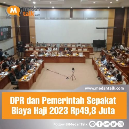 DPR dan Pemerintah Sepakat Biaya Haji 2023 Rp49,8 Juta

Panitia Kerja (Panja) haji Komisi VIII DPR RI sepakat dengan usul pemerintah lewat Kementerian Agama (Kemenag) biaya perjalanan ibadah haji 2023 atau Bipih yang harus dibayarkan oleh calon jemaah haji sebesar Rp49,8 juta.
Jumlah ini adalah 55,3 persen dari usulan rata-rata Biaya Penyelenggaraan Ibadah Haji (BPIH) yang mencapai Rp90.050.637. Sementara, 44,7 persen sisanya ditanggung oleh dana nilai manfaat sebesar Rp40.237.937 juta

Besaran biaya ini disepakati dalam Rapat Dengar Pendapat (RDP) antara Panja Haji Komisi VIII DPR dan Panja Haji Pemerintah di Kompleks MPR/DPR, Senayan, Jakarta, Rabu (15/2).

Panja merinci Bipih sebesar Rp49,8 juta ini meliputi biaya penerbangan, biaya hidup (living cost) dan sebagian biaya paket layanan masyair.

Kemudian, biaya dari nilai manfaat sebesar Rp40,2 juta digunakan untuk akomodasi, konsumsi, transportasi, pelayanan di Armuzna, perlindungan, dokumen perjalanan serta biaya penyelenggaraan ibadah haji di dalam negeri.

"Secara keseluruhan nilai manfaat yang digunakan sebesar Rp8.090.360.327.213,67," kata Marwan.

Selain itu, Panja juga menyepakati calon jemaah haji berstatus lunas tunda pada 2020 sebesar 64.609 jemaah yang diberangkatkan tahun 2023 tak perlu lagi melunasi ongkos haji.

Sementara itu, Panja juga menyepakati calon jemaah haji lunas tunda tahun 2022 sebanyak 9.864 jemaah yang diberangkatkan 2023 dibebankan tambahan biaya pelunasan sebesar Rp9.4 juta.

"Jemaah haji tahun 1444 H/2023 M sebanyak 106.590 jemaah dibebankan tambahan biaya pelunasan sebesar Rp23.5 juta," bunyi kesimpulan tersebut.

Meski demikian, usulan besaran biaya haji pemerintah ini baru disepakati di tingkat Panja. Belum secara resmi disepakati oleh Komisi VIII dan Menteri Agama Yaqut Cholil Qoumas. Mereka akan menggelar Rapat Kerja bersama untuk menyepakati ongkos haji 2023 secara resmi pada hari ini.

Sumber : cnnindonesia.com