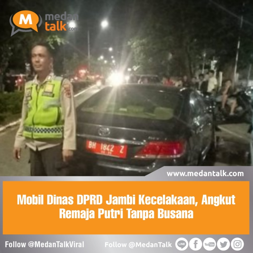 Mobil Dinas DPRD Jambi Kecelakaan, Angkut Remaja Putri Tanpa Busana

Kecelakaan tunggal mobil Toyota Camry berpelat merah di Jalan Soekarno Hatta, Kecamatan Paal Merah, Kota Jambi, Kamis (2/2) malam, bikin geleng kepala. Selain dikemudikan pelajar, penumpang kendaraan dinas DPRD Provinsi Jambi itu ternyata remaja perempuan tanpa busana.

Sedan hitam dengan pelat merah nomor BH 1842 Z itu dilaporkan mengalami kecelakaan tunggal setelah melaju dengan kecepatan tinggi. Kendaraan itu menabrak tiang reklame dan menyenggol mobil Toyota Calya yang sedang parkir.

"Pengemudi dan penumpang mobil sedan Camry itu masih pelajar," kata Kapolsek Jambi Selatan AKP Suhendry saat dikonfirmasi melalui pesan singkat, Jumat (3/2).

"Pengemudi dan penumpang mobil sedan Camry itu masih pelajar," kata Kapolsek Jambi Selatan AKP Suhendry saat dikonfirmasi melalui pesan singkat, Jumat (3/2).

Peristiwa itu terjadi sekitar pukul 21.00 WIB. Sedan Camry itu melaju dari arah Bandara Lama Kota Jambi menuju Simpang Adipura. Sopir berinisial MSA (16) hilang kendali dan menabrak tiang reklame di median jalan.

Setelah menabrak tiang reklame, mobil sedan tersebut juga menyenggol mobil Toyota Calya yang sedang terparkir. "Jadi mobil sedan itu sempat berputar setelah menabrak tiang reklame. Mobil tersebut berputar arah,"jelasnya.

Sementara, pemilik mobil Calya, Simatupang menduga mobil sedan itu sudah dikejar sejumlah orang. "Katanya sebelum kecelakaan di sini, sudah lebih dulu nabrak pohon, karena katanya sempat dikejar orang," ujarnya, Pada Kamis (2/2).

Simatupang menjelaskan, kondisi penumpang wanita dalam kondisi tanpa busana saat berada di dalam mobil. "Iya tidak pakai baju sama celana, bahkan sarung saya mau diambil buat nutupin untuk masuk ke rumah sakit," paparnya.

Badan Kehormatan DPRD Provinsi Jambi Abun Yani membenarkan kecelakaan itu. Katanya, mobil Camry itu digunakan anak staf di Sekretariat DPRD Provinsi Jambi.

Sumber: merdeka.com