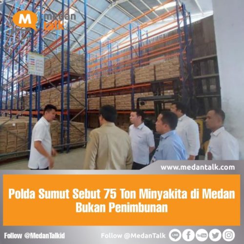 Polda Sumut Sebut 75 Ton Minyakita di Medan Bukan Penimbunan

Polda Sumatera Utara menyatakan hingga saat ini belum menemukan dugaan penimbunan 75 ton minyak goreng subsidi, Minyakita, yang dilakukan PT YAN.

Sebelumnya, Tim Satgas Pangan Provinsi Sumatera Utara menyebut pihaknya menemukan 75 ton Minyakita yang ditimbun di gudang milik PT YAN, di Jalan Brigjen Zein Hamid, Medan, Sumut, Senin (13/2/2023).

Kabid Humas Polda Sumut Kombes Hadi Wahyudi mengatakan, kesimpulan sementara ini didasari perhitungan stok bulanan di perusahaan tersebut.

Selain itu, 75 ton Minyakita tersebut belum didistribusikan karena perusahaan belum mendapat izin edar dari BPOM.

Hadi bilang, PT YAN baru mendapat izin edar pada 13 Februari atau sesaat setelah didatangi Satgas Pangan Pemrov Sumut.

"Berdasarkan hasil pengecekan produksi dan stok bulanan pada PT YAN, belum ditemukan adanya indikasi penimbunan atas temuan minyak goreng merek Minyakita," ujar Hadi dikutip dari kompas.com, Jumat (17/2/2023). 

Pernyataan Hadi berbeda dengan pernyataan Sekretaris Tim Satgas Pangan Provinsi Sumatera Utara Naslindo Sirait beberapa waktu lalu usai menyidak distributor minyak goreng tersebut.

Naslindo mengatakan, PT YAN awalnya tidak mengakui memproduksi Minyakita.

Namun, setelah Tim Satgas Pangan Sumut melakukan pengecekan langsung di gudang, didapati adanya Minyakita di gudang tersebut.

"Awalnya pihak perusahaan YAN tidak mengakui bahwa mereka ada memproduksi atau mendistribusikan Minyakita. Namun, setelah dicek di gudang ternyata didapati adanya Minyakita dalam gudang mereka," kata Naslindo dalam konferensi pers, Senin (13/2/2023).

Ia mengatakan, Minyakita tersebut sudah diproduksi sejak November dan Desember 2022.

Namun, hingga ditemukan pada 13 Februari 2023 siang, minyak goreng subsidi itu nyatanya belum didistribusikan.

Sumber: kompas.com