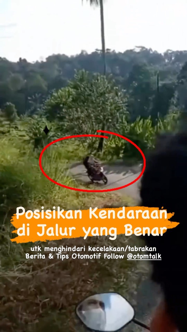 Posisikan Kendaraan di Jalur yang Benar Berikut contoh yang menunjukan bahayanya jika