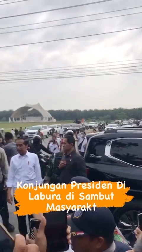 Masyarakat antusias saat presiden jokowi kunjungan ke Labuhan Batu Utara (Labura) hari