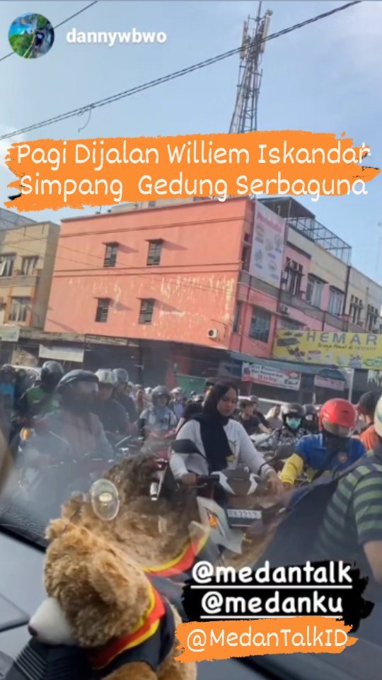 Pagi pagi ini dijalan williem Iskandar, simpang gedung serbaguna Pancing lalulintas terpantau