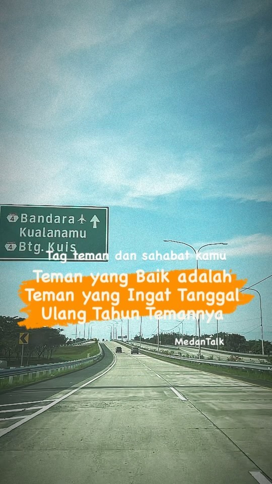 Teman yang Baik adalah Teman yang Ingat Tanggal Ulang Tahun Temannya
Dalam persahabatan, kepedulian terhadap tanggal ulang tahun teman menjadi indikator kuat bahwa seseorang adalah teman yang baik.
1. Tanggal Ulang Tahun sebagai Ujian Kepedulian.
Sebuah teman yang baik adalah teman yang tidak hanya berbagi suka dan duka, tetapi juga yang selalu ingat akan momen-momen spesial, seperti ulang tahun. Ingatannya terhadap tanggal tersebut menunjukkan bahwa teman tersebut memperhatikan detail kecil dalam hidup kita.
2. Ungkapan Kasih Sayang melalui Perhatian Tanggal Ulang Tahun.
Mengingat tanggal ulang tahun teman adalah bentuk unik untuk mengekspresikan kasih sayang. Ucapan selamat yang disertai dengan kesadaran atas momen tersebut memberikan rasa hangat dan merasa dihargai. Ini menciptakan ikatan emosional yang kuat antara teman.
3. Membangun Kedekatan Lebih dalam Persahabatan.
Perhatian terhadap tanggal ulang tahun menciptakan kesan mendalam dalam persahabatan. Teman yang ingat tanggal ulang tahun temannya menunjukkan bahwa mereka peduli dengan kebahagiaan dan keberhasilan teman tersebut. Hal ini memperkuat rasa kepercayaan dan kebersamaan dalam hubungan.
4. Foto sebagai Kenangan Manis.
Foto adalah cara yang indah untuk merayakan hubungan persahabatan. Mengabadikan momen saat teman-teman bersama-sama dalam sebuah gambar memberikan kenangan yang dapat diingat sepanjang hidup.
5. Keterlibatan dalam Kegembiraan dan Kesusahan.
Teman yang ingat tanggal ulang tahun temannya juga cenderung lebih terlibat dalam kehidupan sehari-hari. Mereka mendukung teman tidak hanya saat momen-momen bahagia, tetapi juga di saat-saat sulit.
tag teman dan sahabat kamu