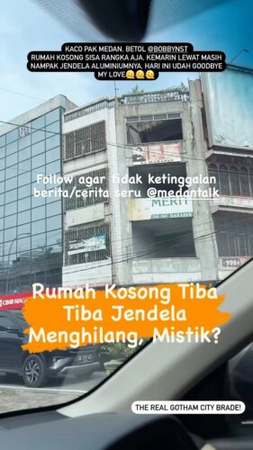 Rumah kosong lama tak dihuni, tiba tiba jendela menghilang, mistik kah? Menurut