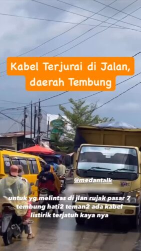 Kabel Terjurai di tengah jalan didaerah pasar 7 tembung Deliserdang Hari ini
