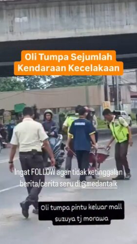 Oli tumpa di jalan, sejumlah kendaraan jatuh kecelakaan, hati hati melintas Menurut