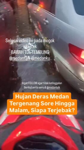 Hujan Deras, Medan Tergenang dari sore hingga malam hari, bagaiamana dengan daerah anda?
Sejumlah titik kota Medan terpantau tergenang air hingga banyak kendaraan mogok dijalan. Kejadian sekitar pukul 15.40WIB 24/05/25. Masyarakat dihimbau Untuk berhati-hati dijalan.
Cek video lainnya di story dan di feed @medanku
◇ Selalu pantau STORY dan FOLLOW @medantalk utk info kejadian/kecelakaan/lalulintas terkini yang blm tentu di post ke feed dan utk bisa ikut komentar. Ingat juga Aktifkan notifikasi agar tidak ketinggalan breaking news/story