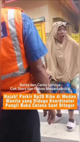 Sebuah video viral memperlihatkan aksi dugaan pungutan liar (pungli) parkir di Jalan Irian Barat, Kota Medan, tepatnya di sekitar RS Murni Teguh. Dalam video tersebut, tampak seorang wanita yang diduga merupakan koordinator kelompok pungli parkir.
Peristiwa itu terungkap saat tim melakukan investigasi langsung ke lokasi, Jumat (18/10/2025). Tim menemukan adanya tarif parkir liar sebesar Rp20 ribu yang dipungut dari pengunjung rumah sakit, padahal sesuai aturan, tarif resmi hanya Rp5 ribu.
“Kami turun langsung ke TKP untuk memastikan kebenarannya. Ketika kami sampaikan bahwa tarif resmi parkir Rp5 ribu, kelompok pungli itu merasa terganggu,” ujar sumber di lapangan yang merekam video viral tersebut.
Wanita dalam video itu bahkan sempat bertingkah tak wajar saat ditegur, hingga diduga mengalami kesurupan dan membuka celananya di lokasi kejadian.
“Wanita itu diduga koordinator di lapangan. Ia berperan sebagai tameng untuk mengalihkan perhatian dan melindungi kelompok pungli lainnya,” ujar sumber tersebut.
Utk Berita & video Viral follow @medantalkviral