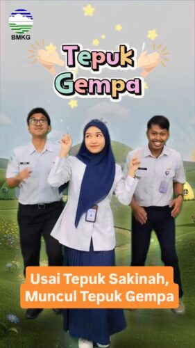 Setelah ada Tepuk sakinah yang bikin heboh dan tepuk cortax, kini muncul tepuk baru yang bikin kita terngiang - ngiang terus yaitu "Tepuk Gempa".
Badan Meteorologi, Klimatologi, dan
Geofisika (BMKG) memperkenalkan gerakan interaktif
"Tepuk Gempa" sebagai cara seru mengajarkan
masyarakat, khususnya anak-anak, sebagai
langkah-langkah menghadapi gempa dengan aman
Meskipun gempa bumi tak bisa diprediksi, BMKG
menekankan pentingnya kesiapsiagaan sejak dini.
Melalui "Tepuk Gempa", masyarakat diajak belajar
sambil bermain agar lebih tanggap dan tidak panik saat terjadi guncangan.
Kira - kira setelah ini ada tepuk apa lagi ya?